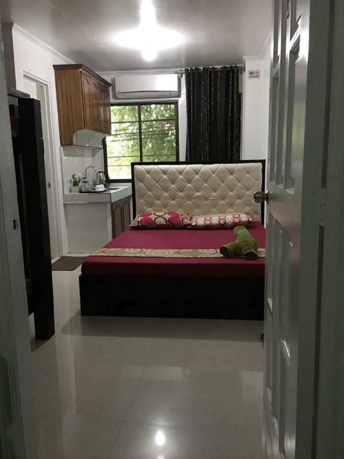 Bing'S Place Pasay Exterior foto
